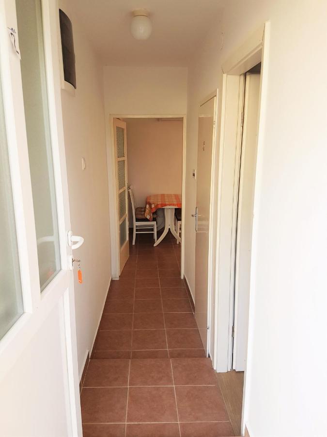 Apartmani Ljerka Malinska Zewnętrze zdjęcie